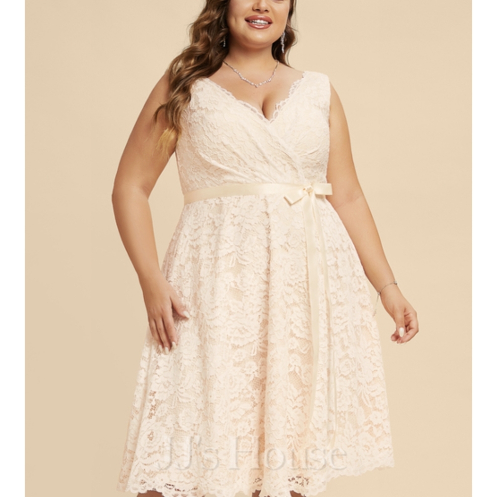 JJs House Cream Lace Wedding Dress